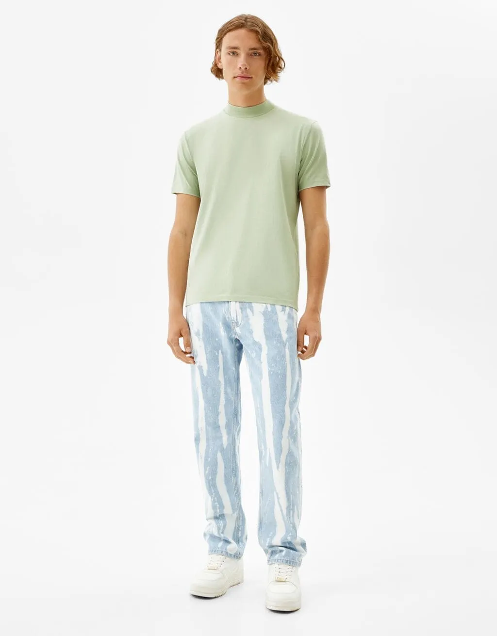 T-Shirt im Slim-Fit mit geripptem Stehkragen